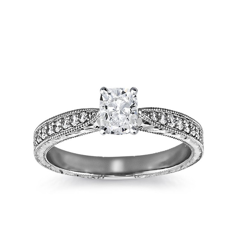 The Queen Diamond - 0,70 ct diament centralny + 0,48 ct kamienie boczne Pierścionek z diamentem z białego złota