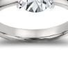 The Queen Diamond - 0,50 ct diament centralny + 0,20 ct kamienie boczne / 0,20 ct Szafir Pierścionek z diamentem z białego złota