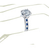 The Queen Diamond - 3,00 ct diament centralny + 0,20 ct kamienie boczne / 0,20 ct Szafir Pierścionek z diamentem z białego złota