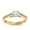 The Queen Diamond - 0,70 ct  diament centralny + 0,48 ct kamienie boczne Pierścionek z diamentem z żółtego złota
