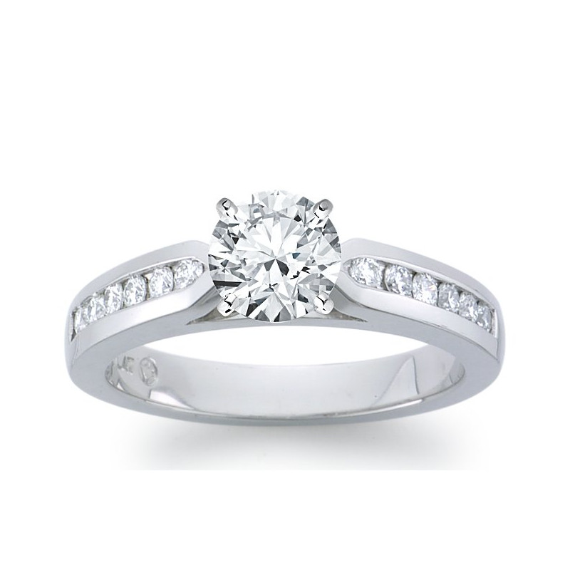 The Queen Diamond - 1,00 ct diament centralny + 0,60 ct kamienie boczne Pierścionek z diamentem z białego złota