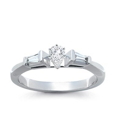 The Queen Diamond - 0,20 ct diament centralny + 0,30 ct kamienie boczne Pierścionek z diamentem z białego złota