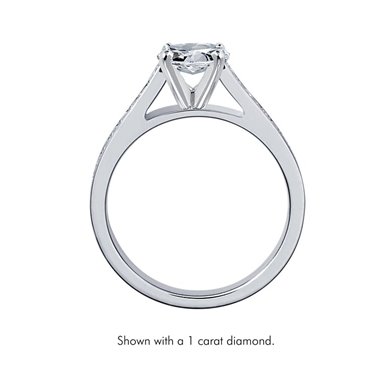 The Queen Diamond - 0,20 ct diament centralny + 0,64 ct kamienie boczne Pierścionek z diamentem owalnym