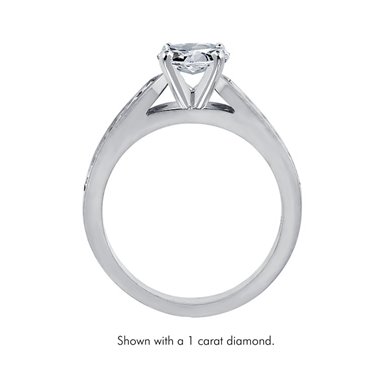 The Queen Diamond - 0,20 ct diament centralny + 0,60 ct kamienie boczne Pierścionek z diamentem owalnym