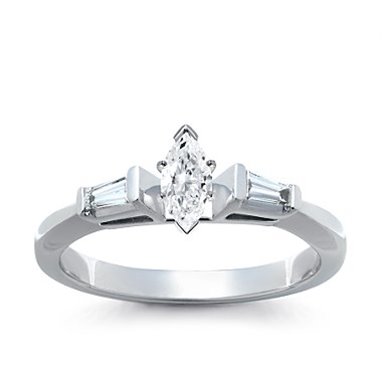 The Queen Diamond - 0,20 ct diament centralny + 0,30 ct kamienie boczne Pierścionek z diamentem z białego złota