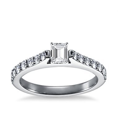 The Queen Diamond - 0,20 ct diament centralny + 0,70 ct kamienie boczne Pierścionek z diamentem z białego złota