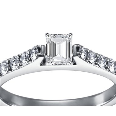 The Queen Diamond - 0,20 ct diament centralny + 0,70 ct kamienie boczne Pierścionek z diamentem z białego złota