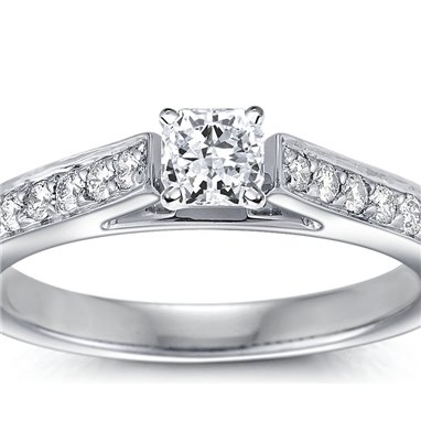 The Queen Diamond - 0,20 ct diament centralny + 0,64 ct kamienie boczne Pierścionek z diamentem z białego złota