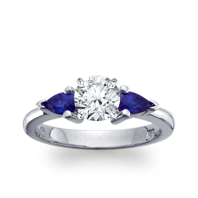 The Queen Diamond - 1,00 ct diament centralny + 0,30 ct kamienie boczne Szafir Pierścionek z diamentem z białego złota