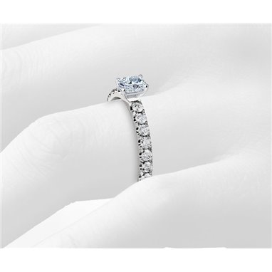 The Queen Diamond - 0,20 ct diament centralny + 0,60 ct kamienie boczne Pierścionek z diamentem z białego złota