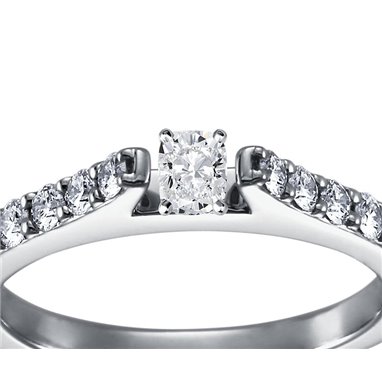 The Queen Diamond - 0,20 ct diament centralny + 0,70 ct kamienie boczne Pierścionek z diamentem z białego złota