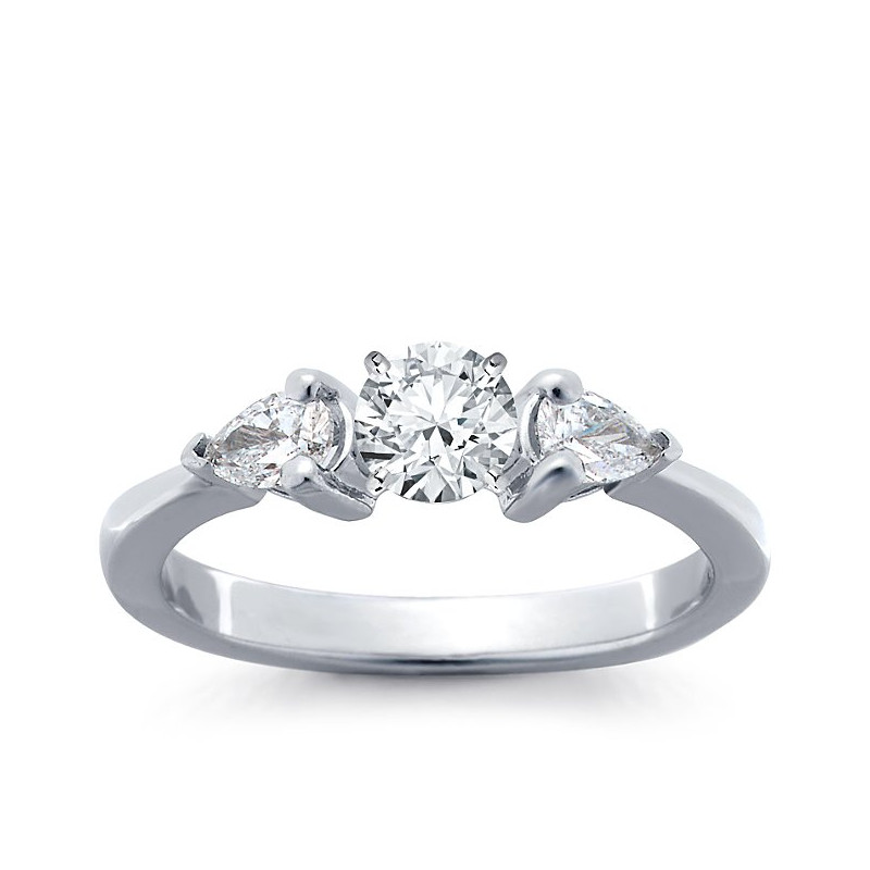 The Queen Diamond - 0,20 ct diament centralny + 0,30 ct kamienie boczne Pierścionek z diamentem z białego złota