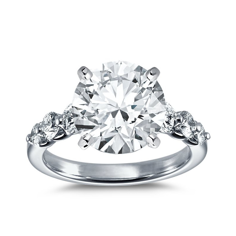 The Queen Diamond - 5,00 ct diament centralny + 0,70 ct kamienie boczne Pierścionek z diamentem z białego złota