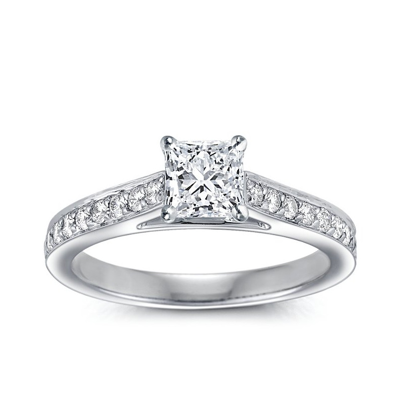 The Queen Diamond - 1,00 ct diament centralny + 0,64 ct kamienie boczne Pierścionek z diamentem z białego złota