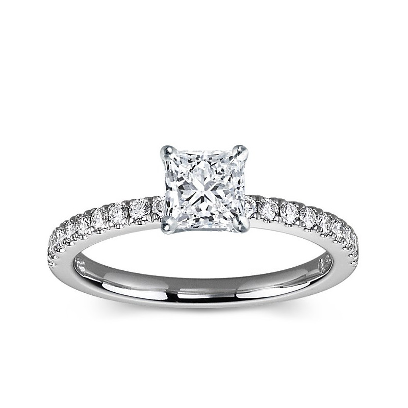 The Queen Diamond - 1,00 ct diament centralny + 0,36 ct kamienie boczne Pierścionek z diamentem z białego złota