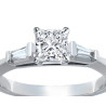 The Queen Diamond - 1,00 ct diament centralny + 0,30 ct kamienie boczne Pierścionek z diamentem z białego złota