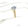 The Queen Diamond - 0,70 ct diament centralny + 0,48 ct kamienie boczne Pierścionek z diamentem z żółtego złota