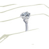 The Queen Diamond - 1,00 ct diament centralny + 0,30 ct kamienie boczne Pierścionek z diamentem z białego złota