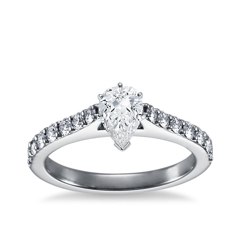 The Queen Diamond - 0,70 ct diament centralny + 0,70 ct kamienie boczne Pierścionek z diamentem z białego złota