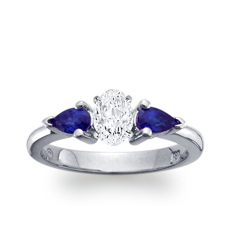 The Queen Diamond - 1,00 ct diament centralny + 0,30 ct kamienie boczne Szafir Pierścionek z diamentem owalnym