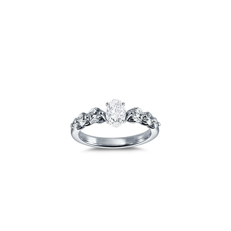 The Queen Diamond - 1,00 ct diament centralny + 0,70 ct kamienie boczne Pierścionek z diamentem owalnym