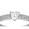 The Queen Diamond - 0,20 ct diament centralny + 0,64 ct boczne Pierścionek z diamentem w kształcie serca