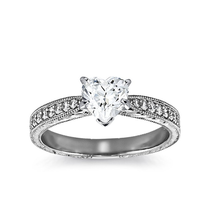 The Queen Diamond - 1,00 ct diament centralny + 0,48 ct boczne Pierścionek z diamentem w kształcie serca