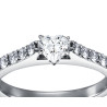 The Queen Diamond - 0,20 ct diament centralny + 0,70 ct boczne Pierścionek z diamentem w kształcie serca