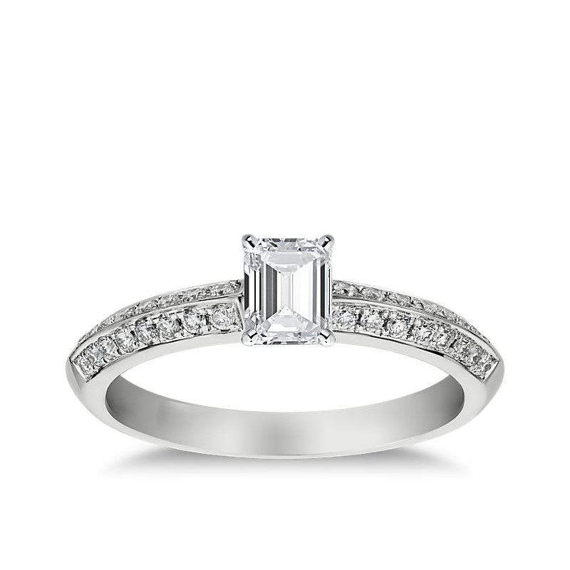 The Queen Diamond - 0,50 ct diament centralny + 0,64 ct kamienie boczne Pierścionek z diamentem z białego złota