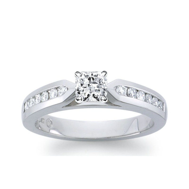 The Queen Diamond - 0,50 ct diament centralny + 0,60 ct kamienie boczne Pierścionek z diamentem z białego złota