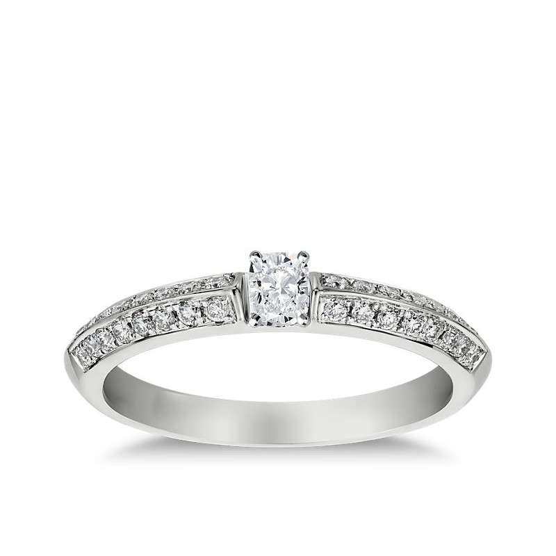 The Queen Diamond - 0,30 ct diament centralny + 0,64 ct kamienie boczne Pierścionek z diamentem z białego złota